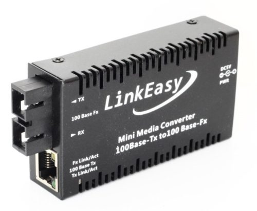 LinkEasy EMC média konverter, 1 x 10/100 Base-T + 1 x MM, 2KM, SC, 1310nm, fémházas, külső PSU