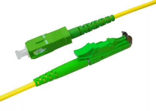 E2000/APC (R&M)-SC/APC monomódusú szimplex patch kábel, 2mm LSOH köpeny, OS2 G657.A1 szál, 5m