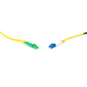 Duplex patch kábel  2 x LC/APC + 2 x LC/UPC csatlakozóval, 3mm duplex core 9/125 LSZH, 4 m   Duplex patch kábel  2 x LC/APC + 2 x LC/UPC csatlakozóval, 3mm duplex core 9/125 LSZH, 4 m