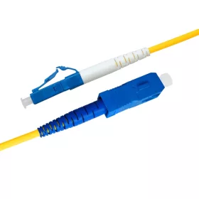   Simplex patch kábel  1 x SC/UPC + 1 x LC/UPC csatlakozóval, 2mm simplex core 9/125 LSZH, 3 m