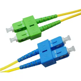   SC/UPC-SC/APC monomódusú duplex patch kábel, 2mm LSOH köpeny, OS2 G657.A1 szál, 2m