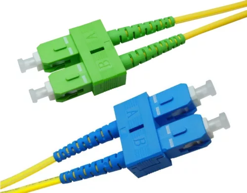 SC/UPC-SC/APC monomódusú duplex patch kábel, 2mm LSOH köpeny, OS2 G657.A1 szál, 4m