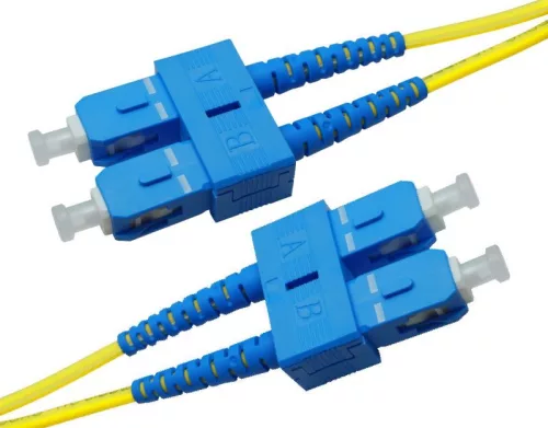 SC/UPC monomódusú duplex patch kábel, 2mm LSOH köpeny, OS2 G657.A1 szál, 1,5m